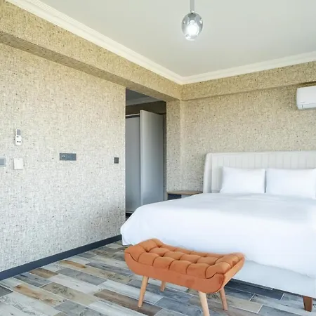 Vakantiehuis With Private Pool And Garden In Kartepe