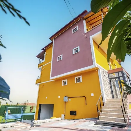 With Private Pool And Garden In Kartepe * Izmit